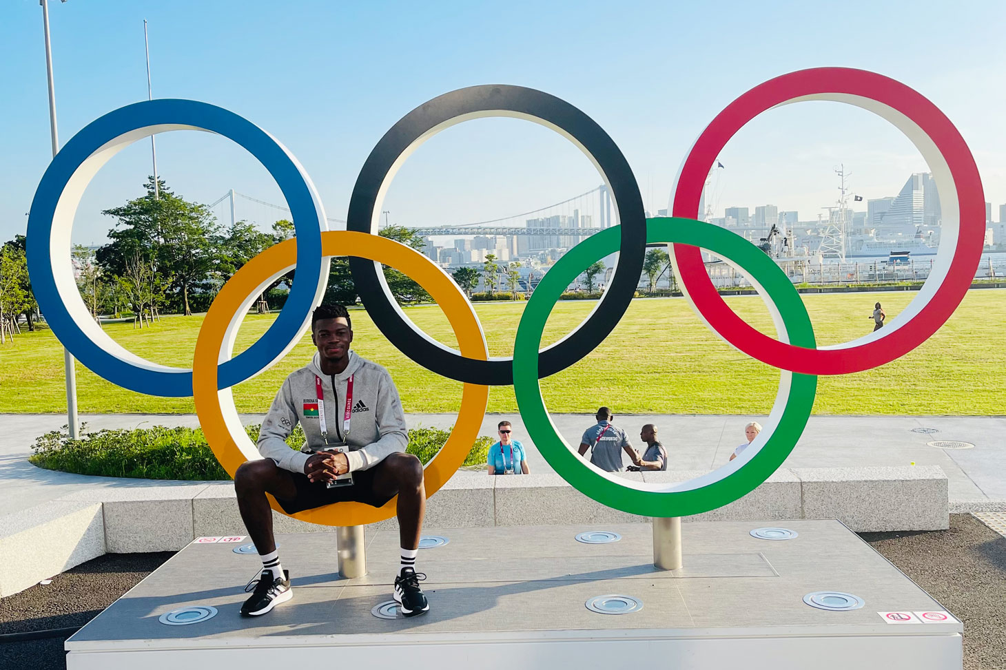 Étudiant en master 1 d’économie du développement, Faysal Sawadogo sera l’été prochain à Paris pour participer à ses deuxièmes Jeux olympiques. A l’issue des processus de qualification, la délégation "UGA" pourrait compter 11 athlètes !